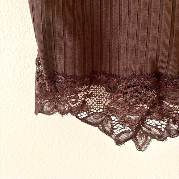 brown ribbed lace-trimmed cami - Picture 3 of 3